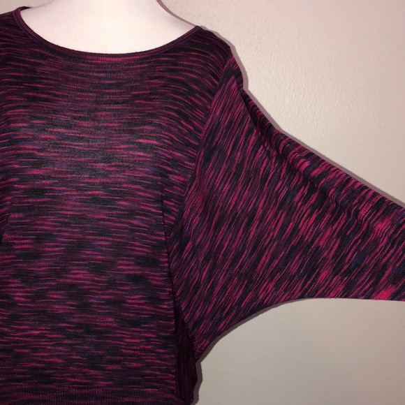 Batwing sweater size small - Picture 3 of 5